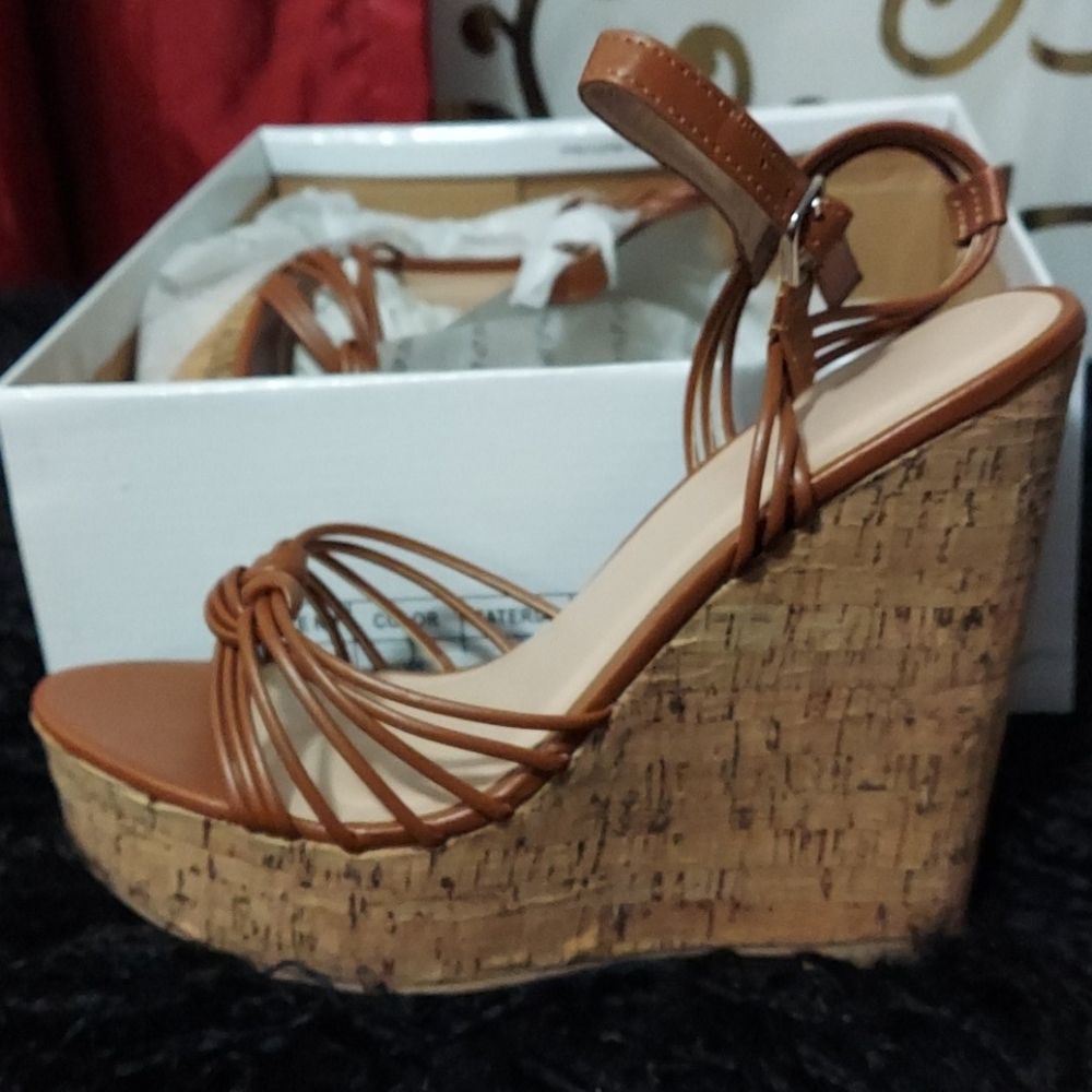 Wedge shoe